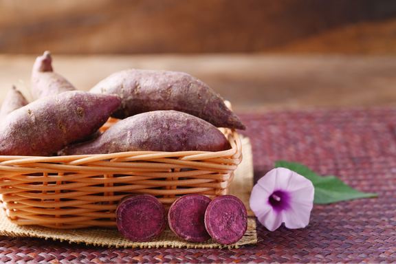 Édesburgonya öntözése, tápanyag-utánpótlása és gyommentesen tartása