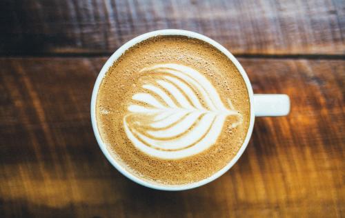 Mindenki ezt issza: kókuszvizes Americano